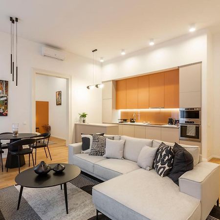 Luxurious Minimalist Residence With Sauna By Prestige Homes Budapesta Exterior foto