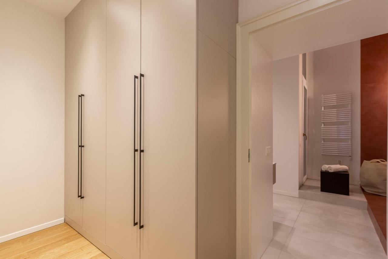 Luxurious Minimalist Residence With Sauna By Prestige Homes Budapesta Exterior foto